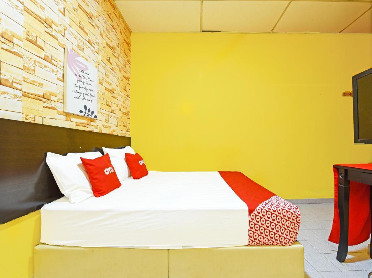 Oyo 90363 Nyamanya Inn Kuantan Exteriör bild