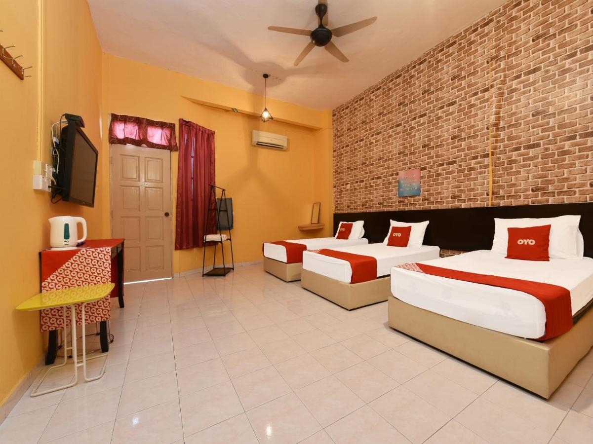 Oyo 90363 Nyamanya Inn Kuantan Exteriör bild